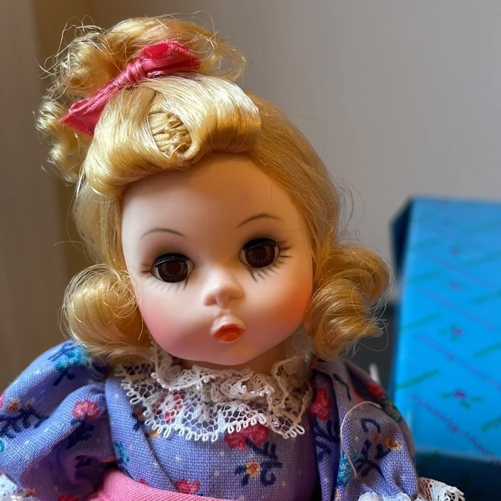 Madame Alexander doll - Mary Mary 8